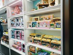 -泡泡玛特POPMART(上海环球港店)