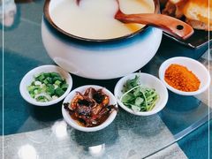 -洱海人家餐厅(仙足岛店)