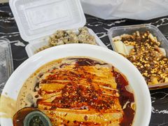 -何老二卤汁凉粉