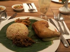 -关夫人餐厅(阳光广场店)