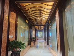 -皇宫大酒店