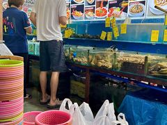 -粤盛海鲜平价店(洛溪食街店)