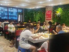 -三毛烤羊腿(乐园路总店)