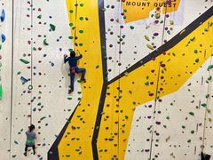 -问山MountQuest攀岩馆