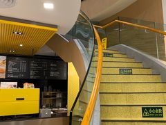 -麦当劳(展览路店)