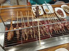 -哈尔滨小酒馆·鲜肉现穿自助烧烤(康新花园店)