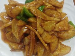 -东北风味思缘食府(对湖路店)