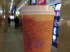 莓莓芝士茉香茶-瑞幸咖啡(太阳百货店)