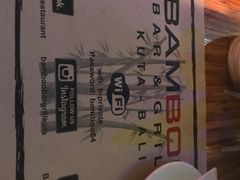 餐具摆设-Bamboo Bar & Grill Restaurant