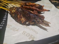 -何师烧烤·香辣蟹·川菜·30年老品牌(太古里旗舰店)