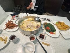 -肥仔文澳门猪骨煲(南京西路店)