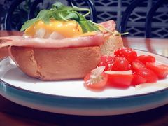 -The Daily Fix Cafe
