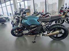 -太原宝诚宝马4S店(迎泽西大街店)