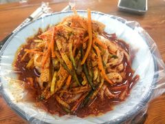 -不起眼麻辣烫凉皮店