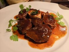 骨汁炖牛小膝-Solo(衡山路店)