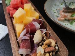 西班牙伊比利亚火腿佐蜜瓜-LUMOS卢莫斯融合料理餐厅