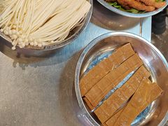 -憨铁匠老火锅(龙岗万科里店)