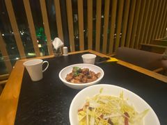 -鱼鲜饭香·招牌汽锅剁椒鱼头王