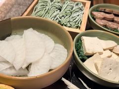 -左庭右院鲜牛肉火锅(环球港店)