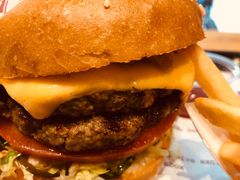 火烤双层牛肉特堡-The Habit Burger Grill 哈比特汉堡(爱琴海店)