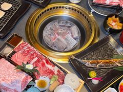 -铭牛烧肉·和牛海鲜自助(高新月牙湖店)