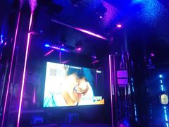 -唯爱KTV聚会餐厅(仙林东城汇店)