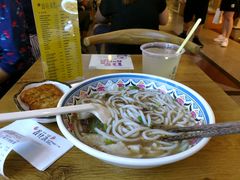 十年经典牛肉粉-鑫花溪牛肉米粉(人民广场店)