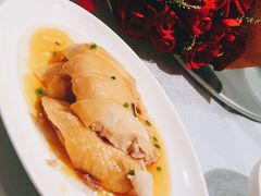 特色葱油鸡-东方明珠老上海8号餐厅(东方明珠广播电视塔店)