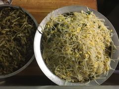 -灵山卢梅燕粉店