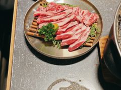-草家酱蟹炭火烤肉店(珲春南路二店)
