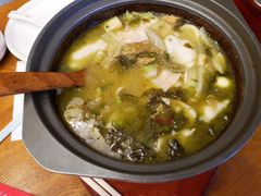 -周鱼小馆石锅酸菜鱼(活力汇店)