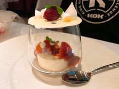 鲜草莓酸奶冻-王品牛排(郑州大卫城店)