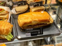 芝士牛肉三明治-星巴克(北京南站第三店)