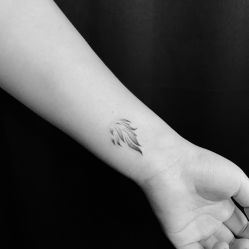 -AC TATTOO 纹身