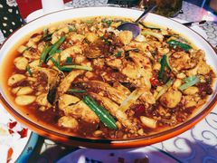 -巴特餐饮6加1音乐餐吧·新疆菜