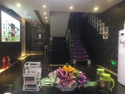 -莎蔓莉莎美容会所