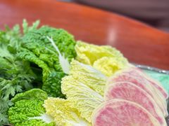 -菌之家·专业纯野生菌火锅·特色炒菌