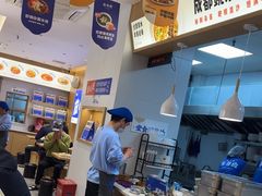-李与白包子铺(桐梓林店)