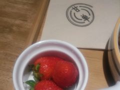 草莓小果盘-甘单茶事小馆(洋河店)