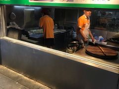 -老新隆牛肉锅贴(新街口店)