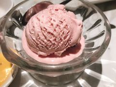 草莓雪糕-必胜客(车陂店)