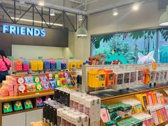 -line friends(明洞旗舰店)