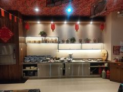 -王村姑老土炕莜面村(张北店)