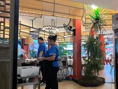 -刘姐啤酒鱼民族演艺餐厅(西街总店)