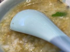 -蓝珊瑚蒸汽海鲜餐厅(龙奥店)