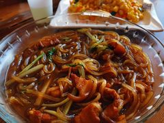 -巧婆婆特色东北菜·铁锅炖