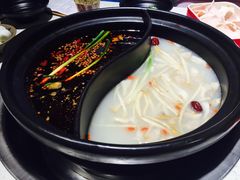 -钢管厂歆瑞源油卤串串香(春熙路太古里店)