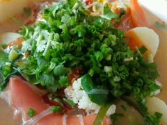 -小蛮椒麻辣烫·麻辣拌(青浦宝龙店)