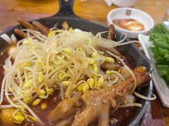 -喇喇排骨火锅·传统韩式脊骨汤(望京西园总店)
