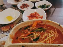 -贵宾庄炸酱面·韩式料理(高区店)